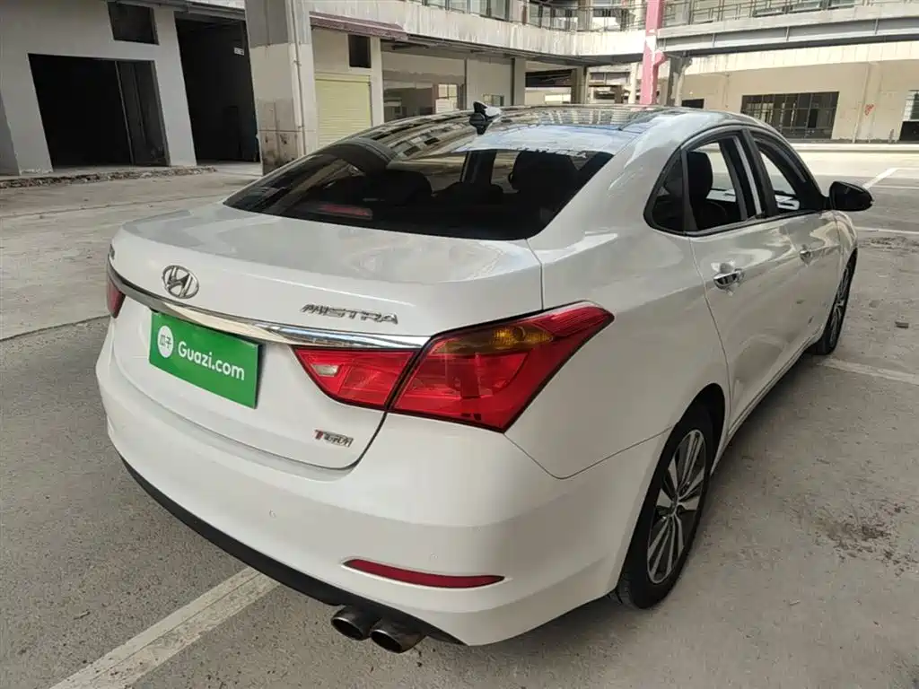 Mistra 1.6 T Auto Intelligent GLS