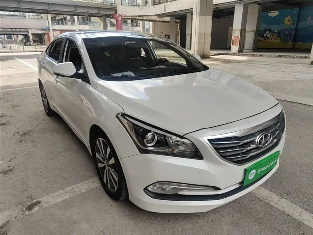 Mistra 1.6 T Auto Intelligent GLS