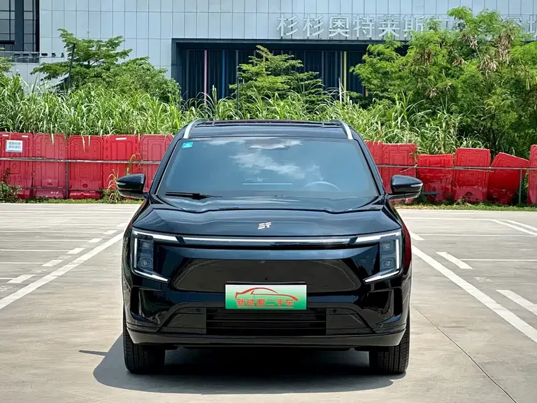 Jetour Shanhai L7 PLUS 121 km Luxury 5-seat