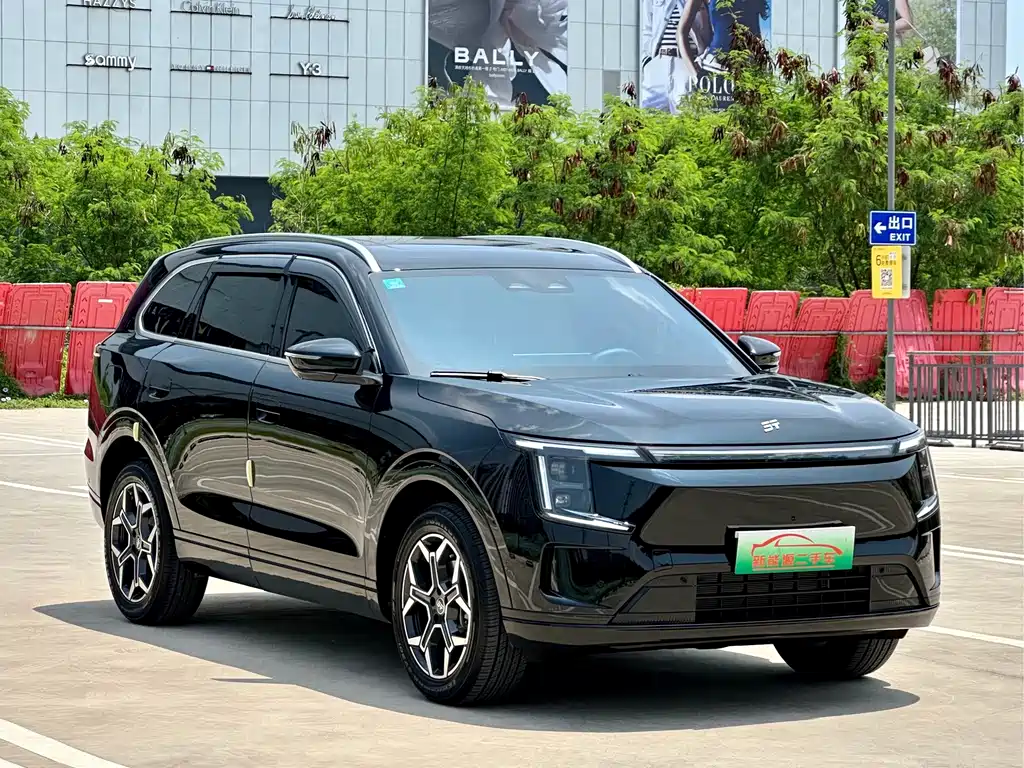 Jetour Shanhai L7 PLUS 121 km Luxury 5-seat