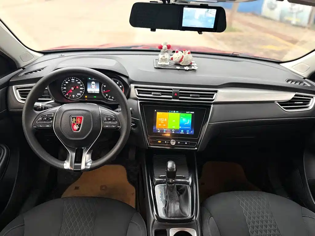 Roewe i5 1.5 L Auto 4 G Connected Bright Cross