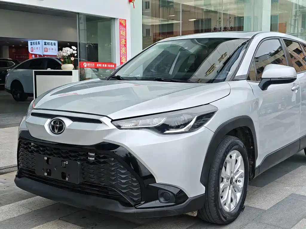 Frontlander 2.0 L CVT Leading
