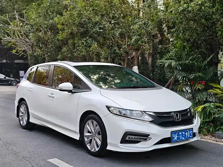 Honda Jade 1.8 L Auto Comfort 5-seat