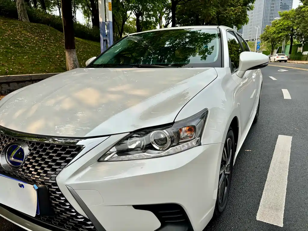Lexus CT CT200 h Comfort Mono CN-V
