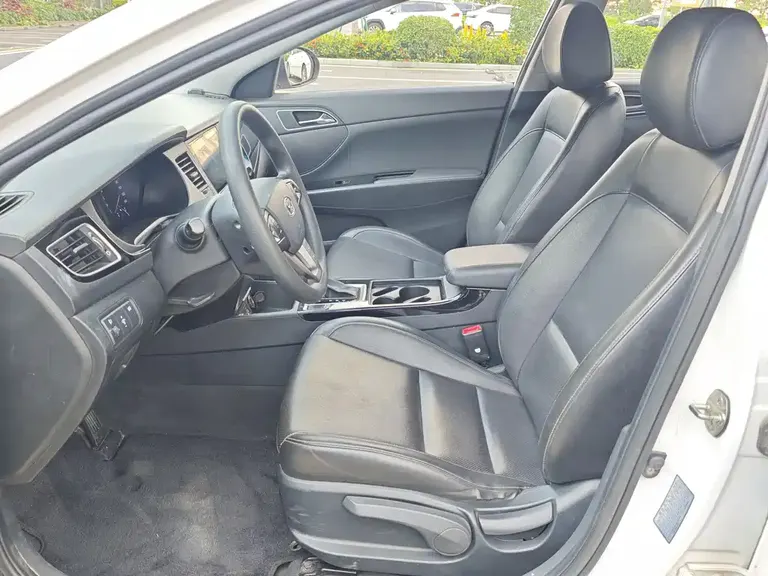 Hyundai Mistra 1.8 L Auto Intelligent GLS