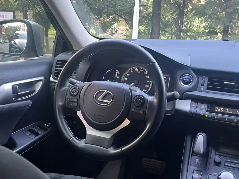 Lexus CT CT200 h Elite Mono