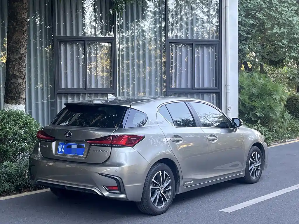 Lexus CT CT200 h Elite Mono