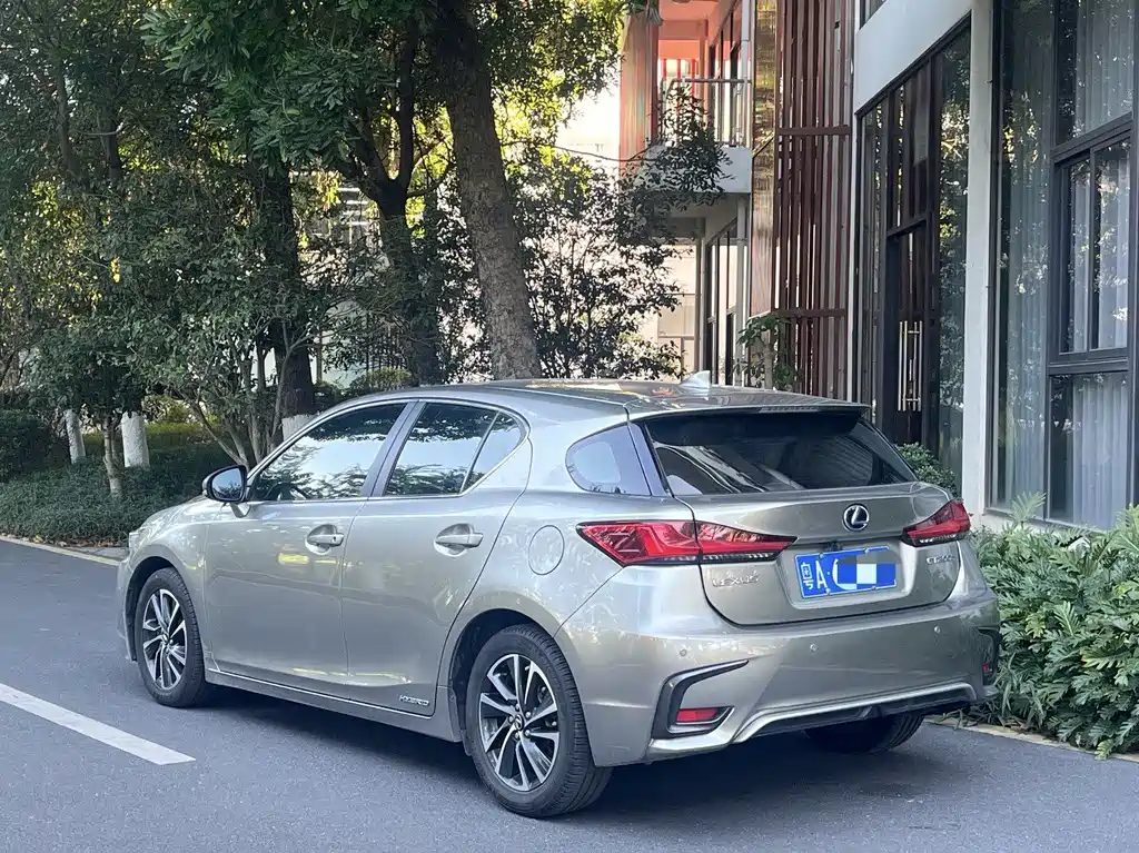 Lexus CT CT200 h Elite Mono