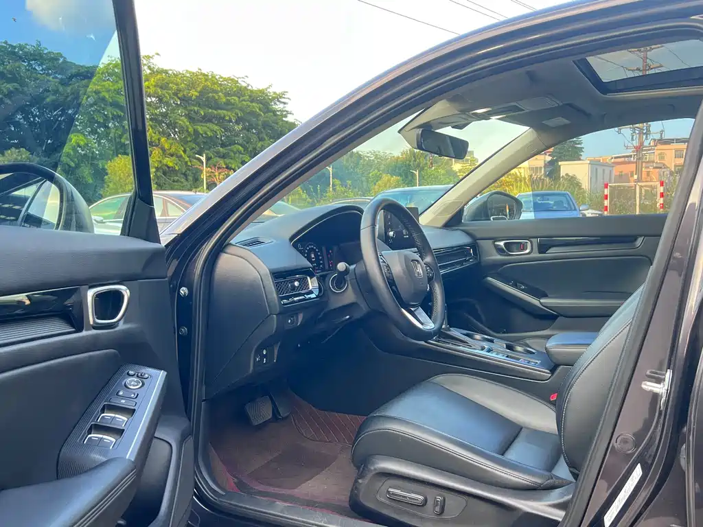 Integra 240 TURBO CVT Smart Enjoyment