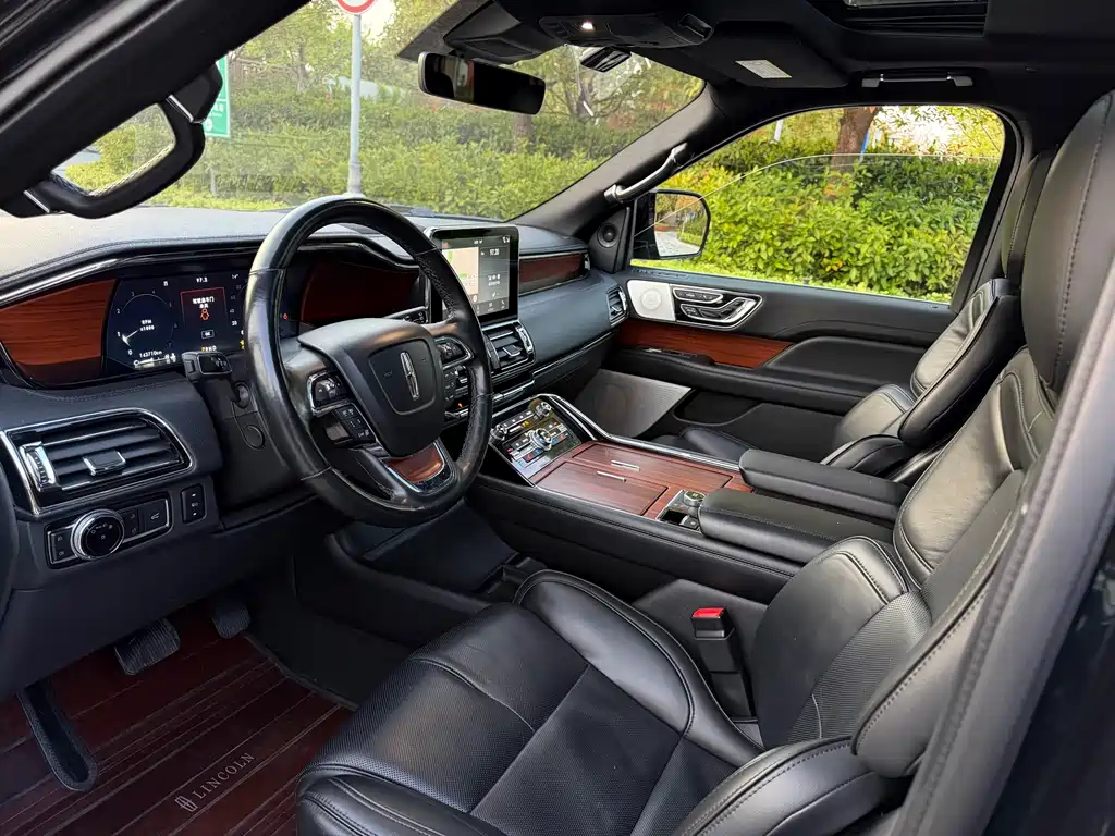 Navigator 3.5 T Honor Shine CN-V
