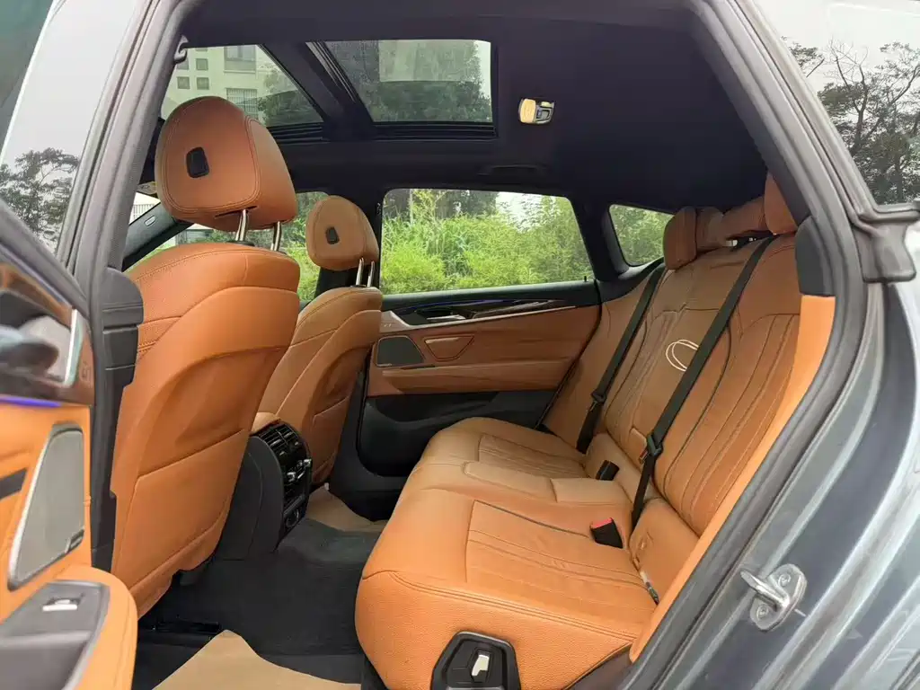BMW 6 Series GT 630 i M Sport Package