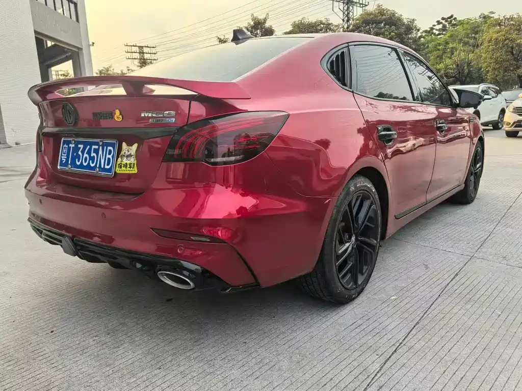 MG6 1.5 T Auto Leading Trend Smart