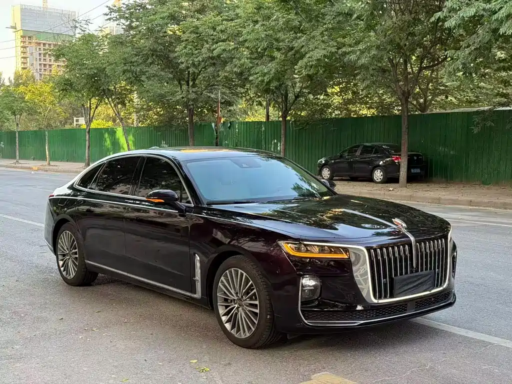 Hongqi H9 2.0 T Connected Flagship