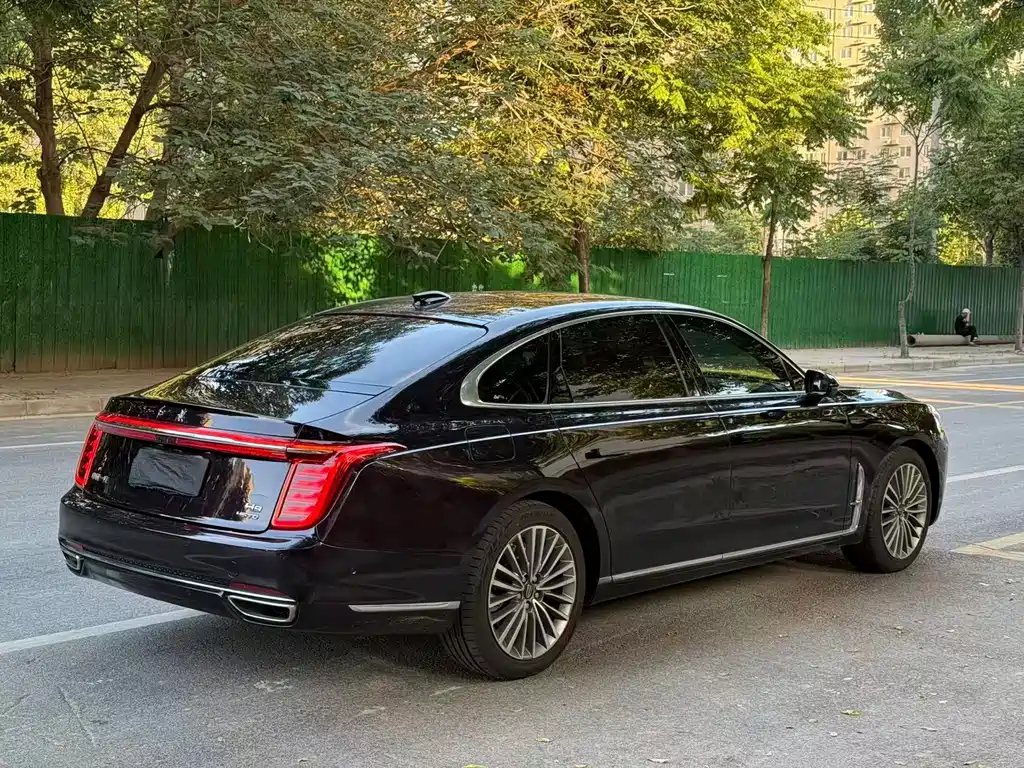 Hongqi H9 2.0 T Connected Flagship