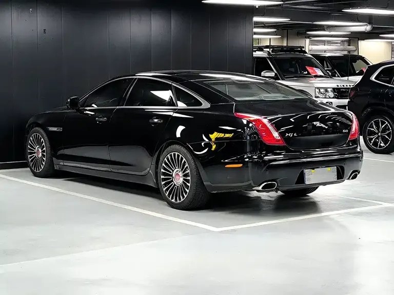 Jaguar XJ 捷豹XJ 2012款 XJL 5.0 全景奢华版