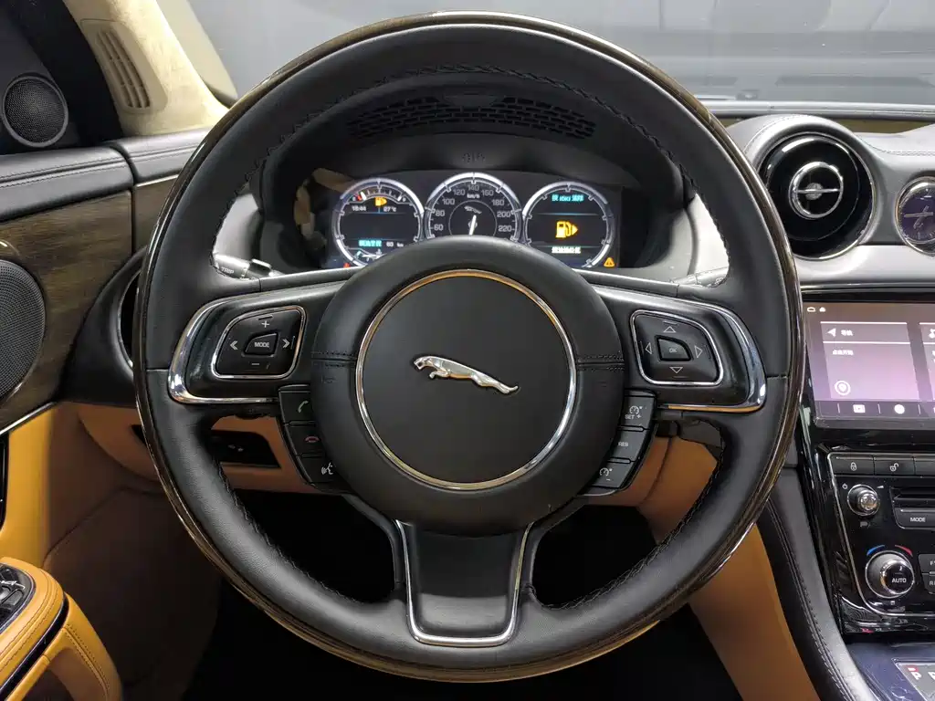Jaguar XJ 捷豹XJ 2012款 XJL 5.0 全景奢华版