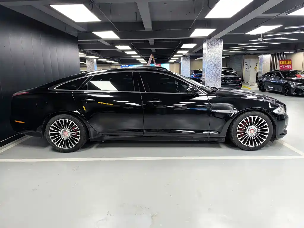 Jaguar XJ 捷豹XJ 2012款 XJL 5.0 全景奢华版