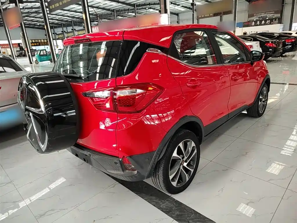 Yuan 1.5 L Auto Luxury