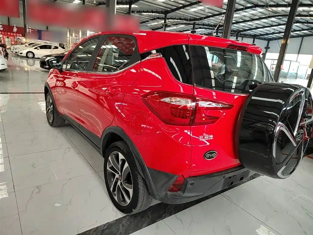 Yuan 1.5 L Auto Luxury