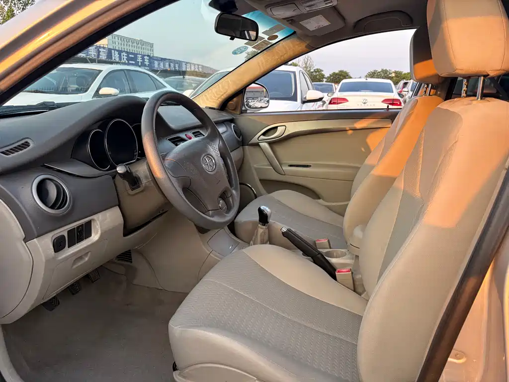 Heyue 和悦 2014款 1.5 L 手动舒适型 国IV