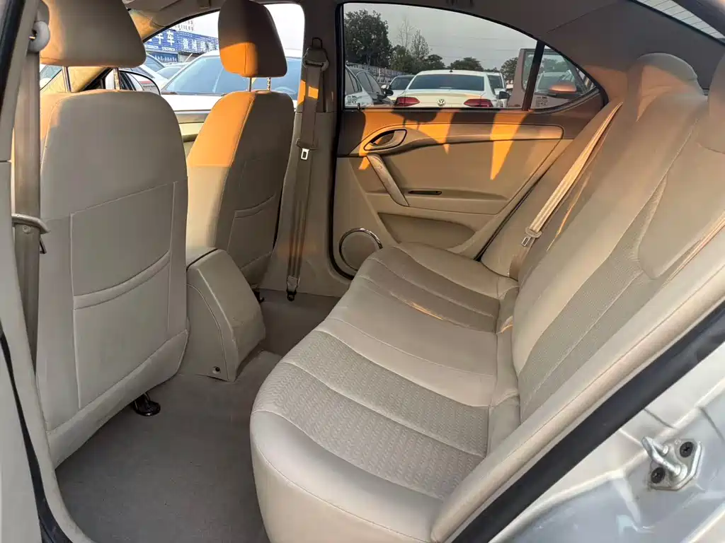 Heyue 和悦 2014款 1.5 L 手动舒适型 国IV