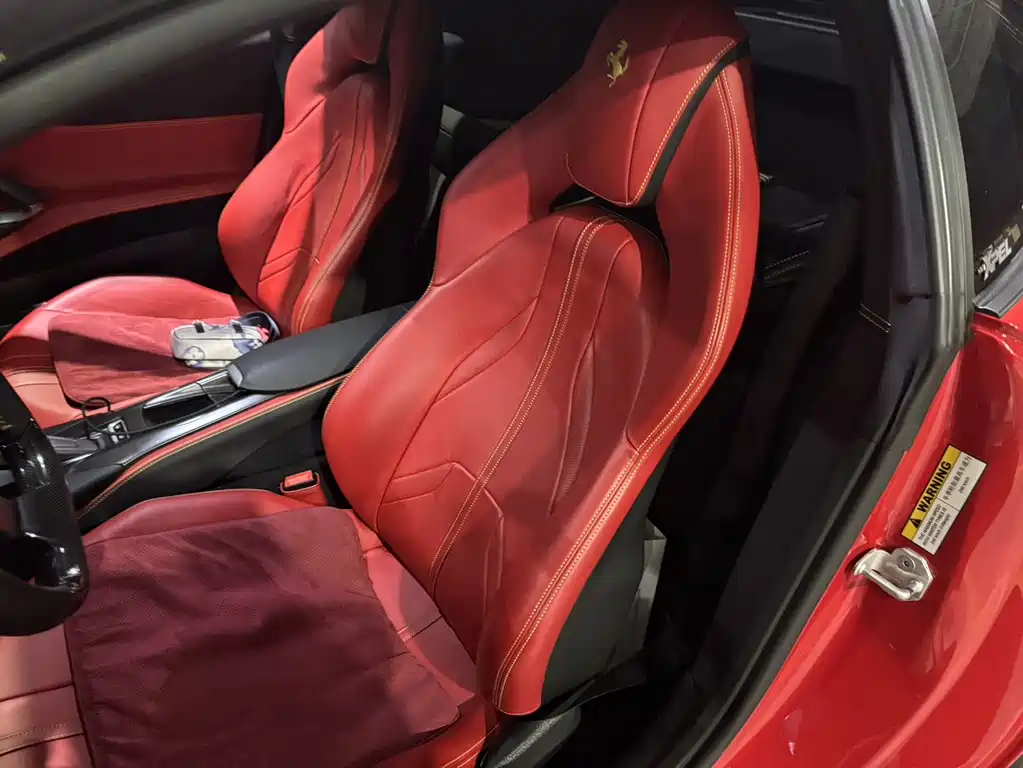 Ferrari 812 6.5 L Superfast