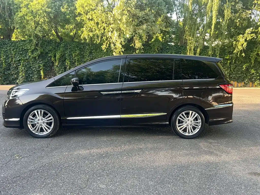 Elysion 2.4 L Comfort