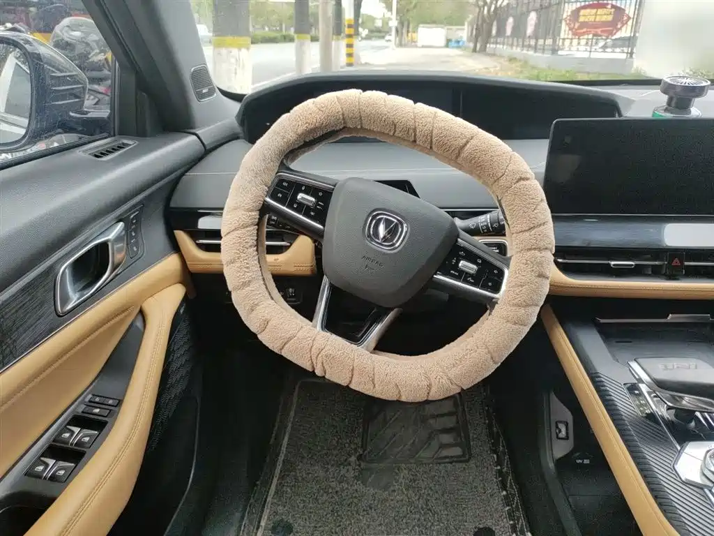 Changan UNI-K 2.0 T Distinguished
