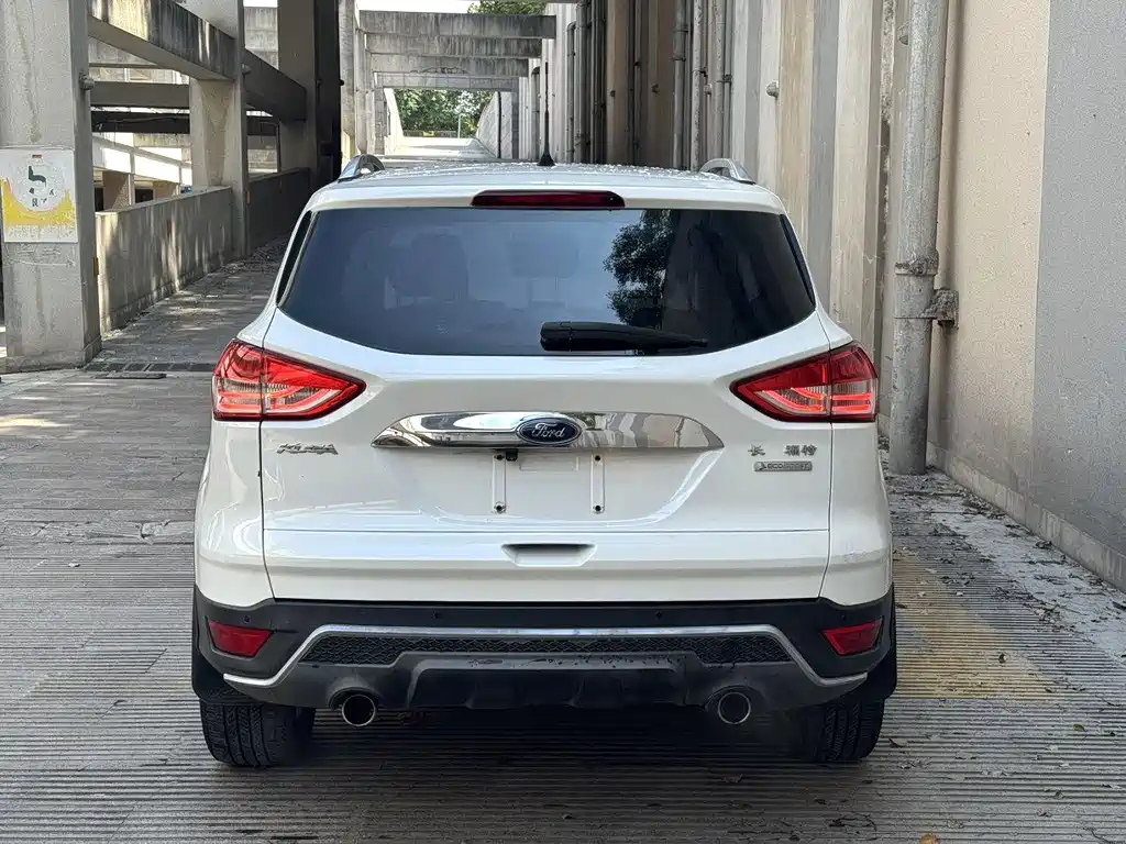 Kuga 1.5 L GTDi 2 WD Style
