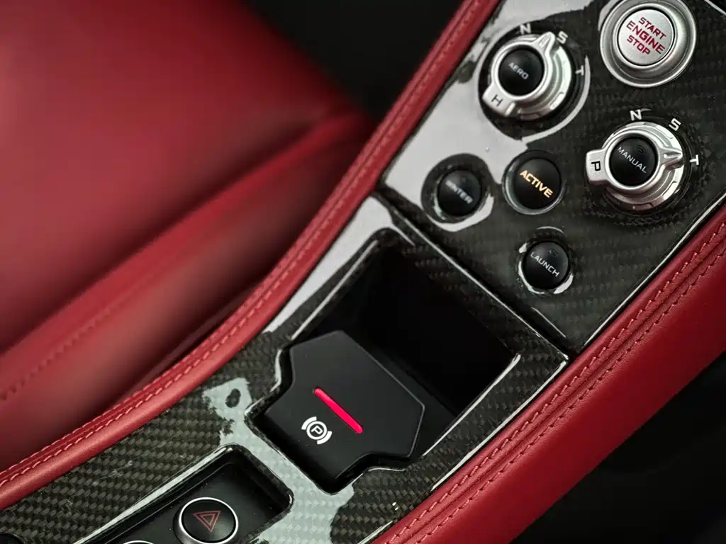McLaren 12 C 3.8 T COUPE