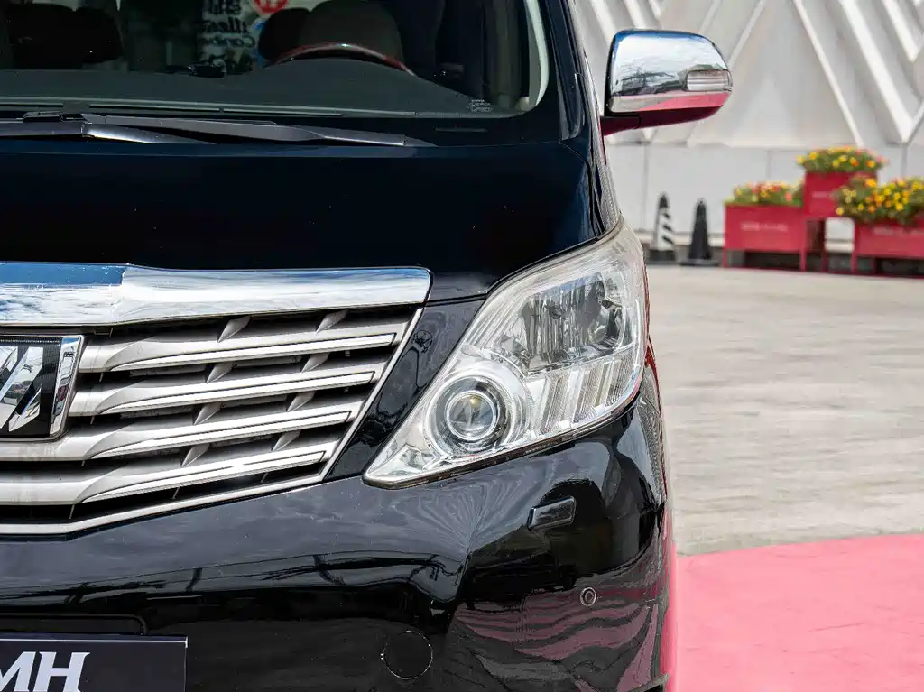 Alphard 3.5 L Luxury
