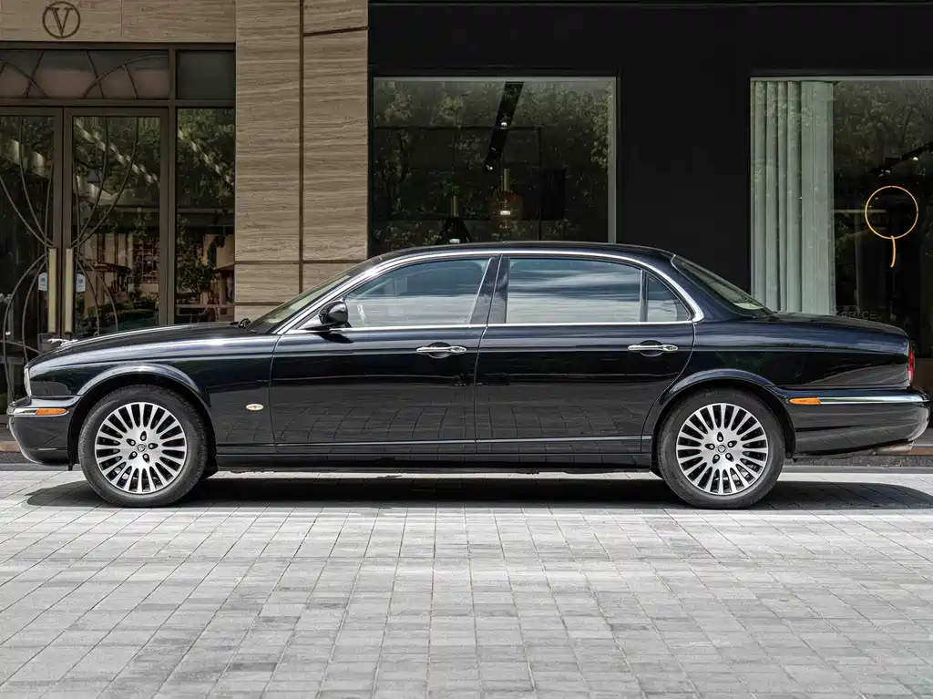 Jaguar XJ XJ6 L 3.0
