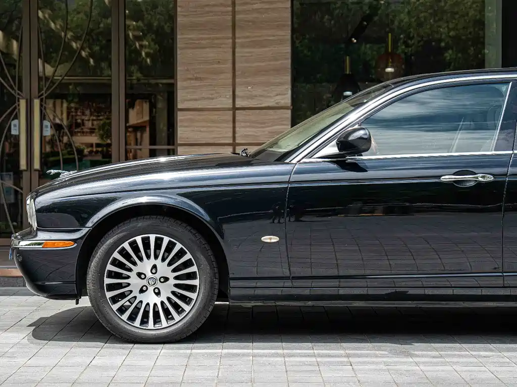 Jaguar XJ XJ6 L 3.0