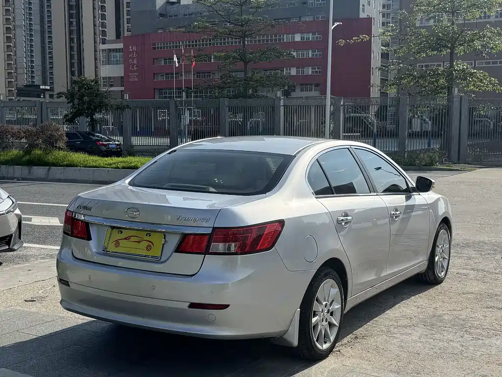 Trumpchi GA5 传祺GA5 2011款 2.0 L 自动尊贵版