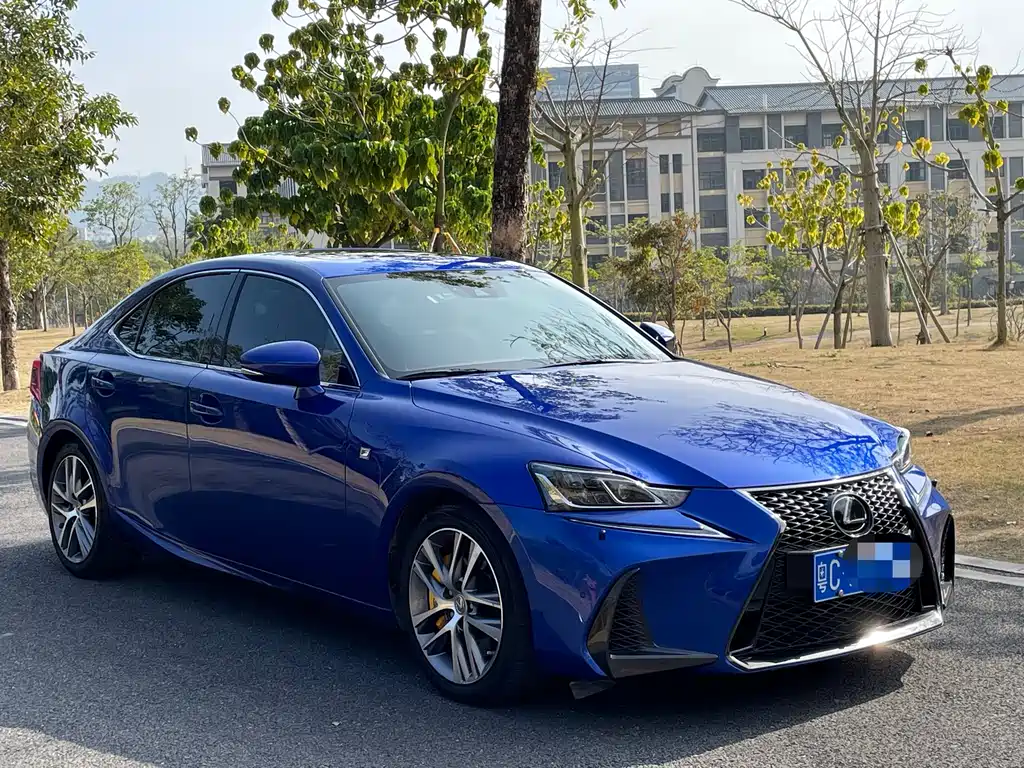 Lexus IS 300 F SPORT