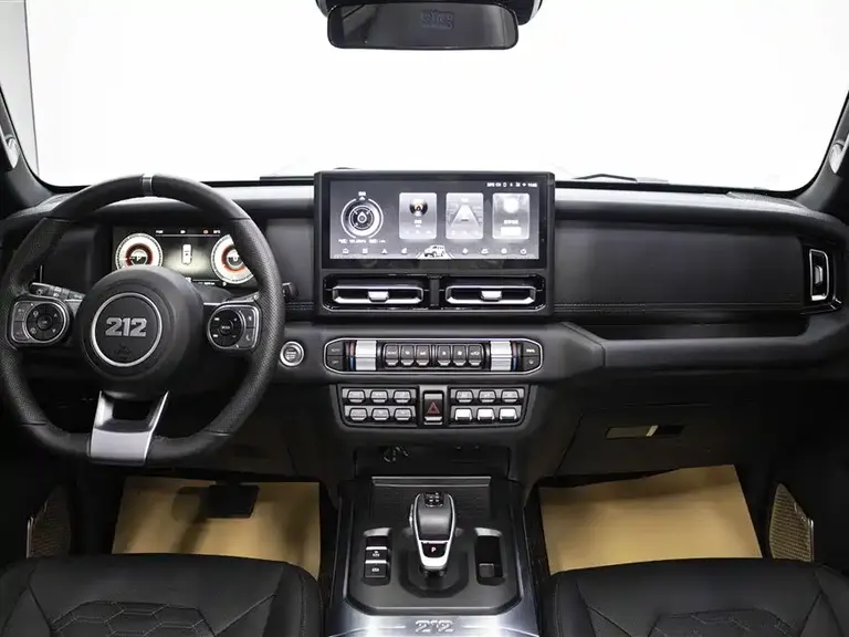 212 T01 2.0 T Explorer