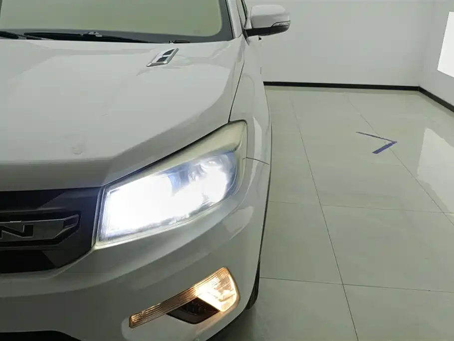 Changan CS75 1.8 T Auto Elite CN-V