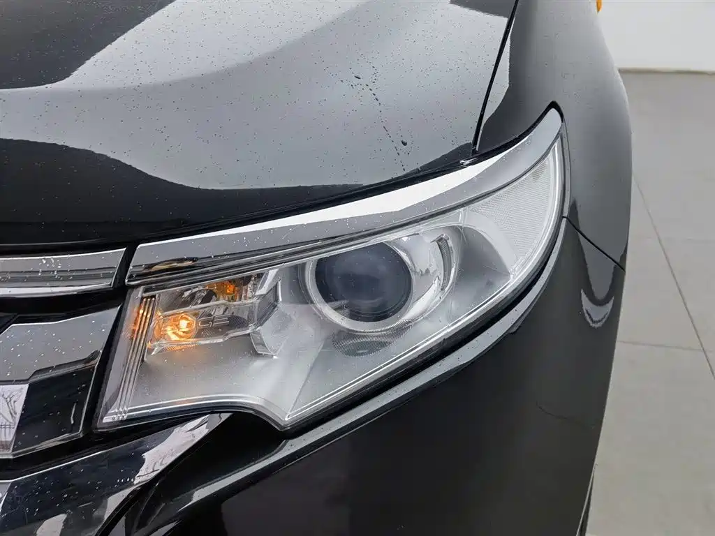 Edge (Import) 2.0 T Supreme Sharp