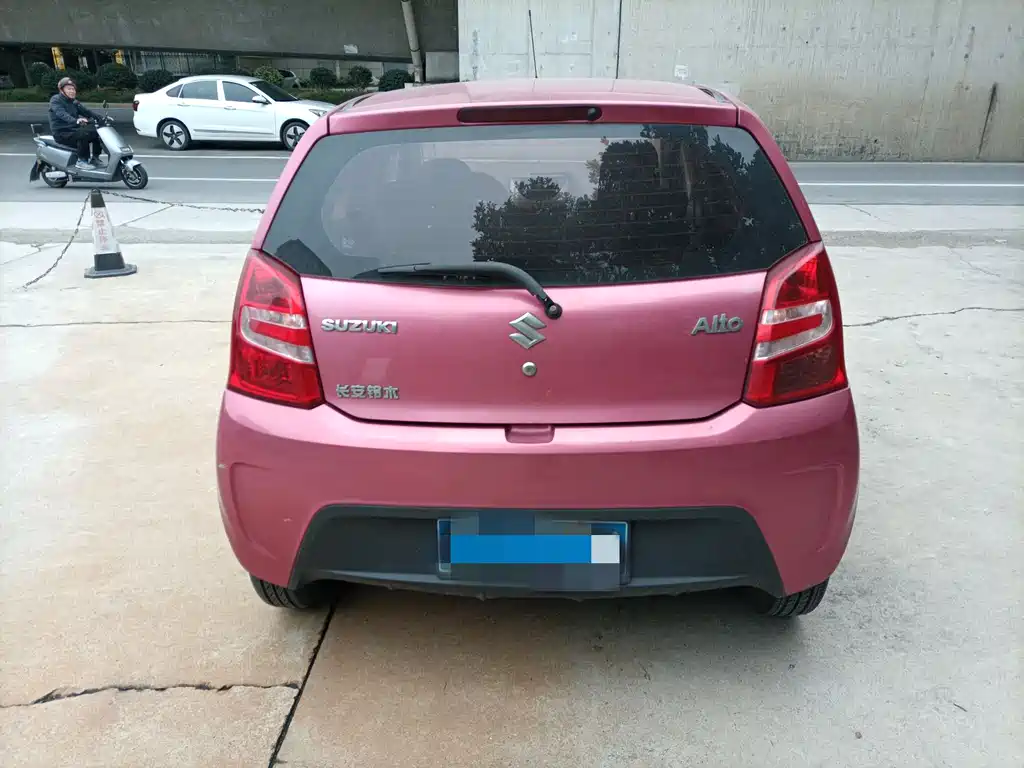 Alto 1.0 L Auto Luxury