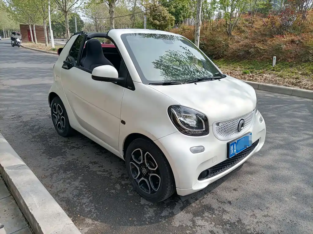 smart fortwo 1.0 L 52 kW Convertible Passion CN-V