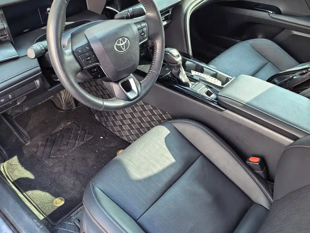Camry Dual Engine 2.0 HG Distinguished