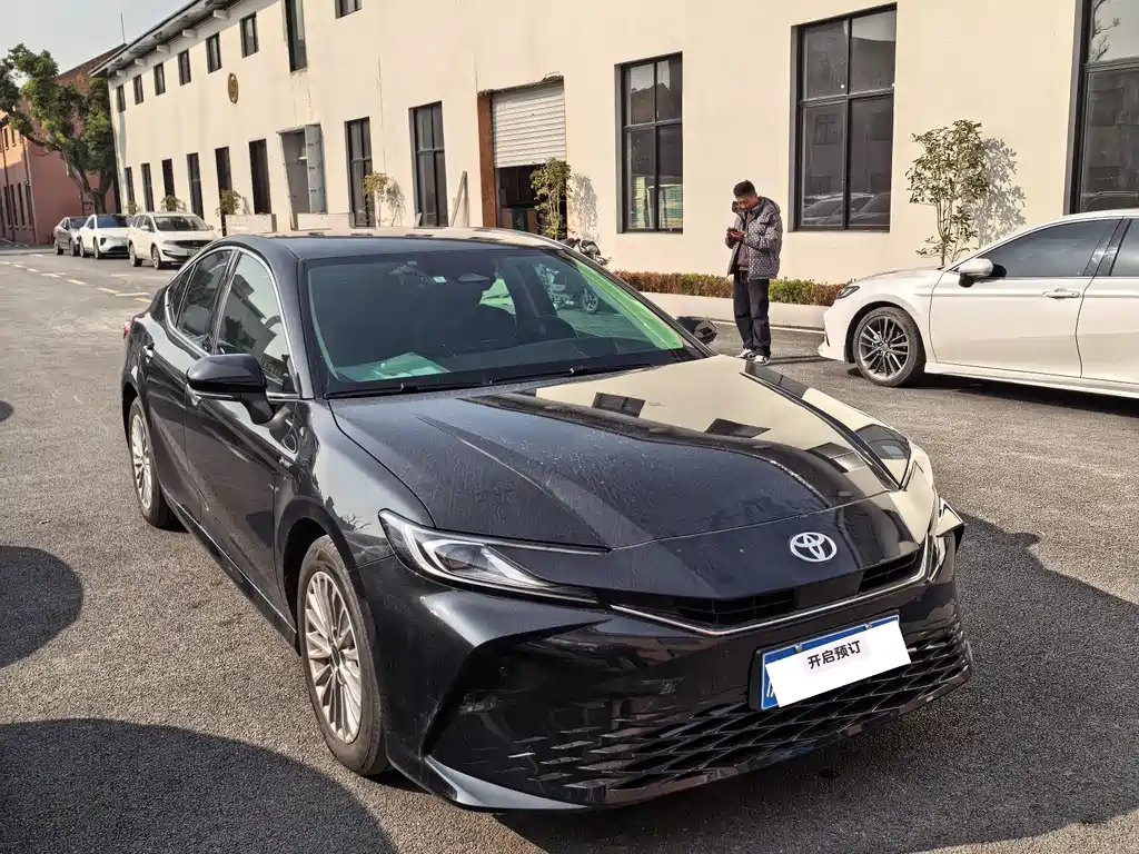 Camry Dual Engine 2.0 HG Distinguished