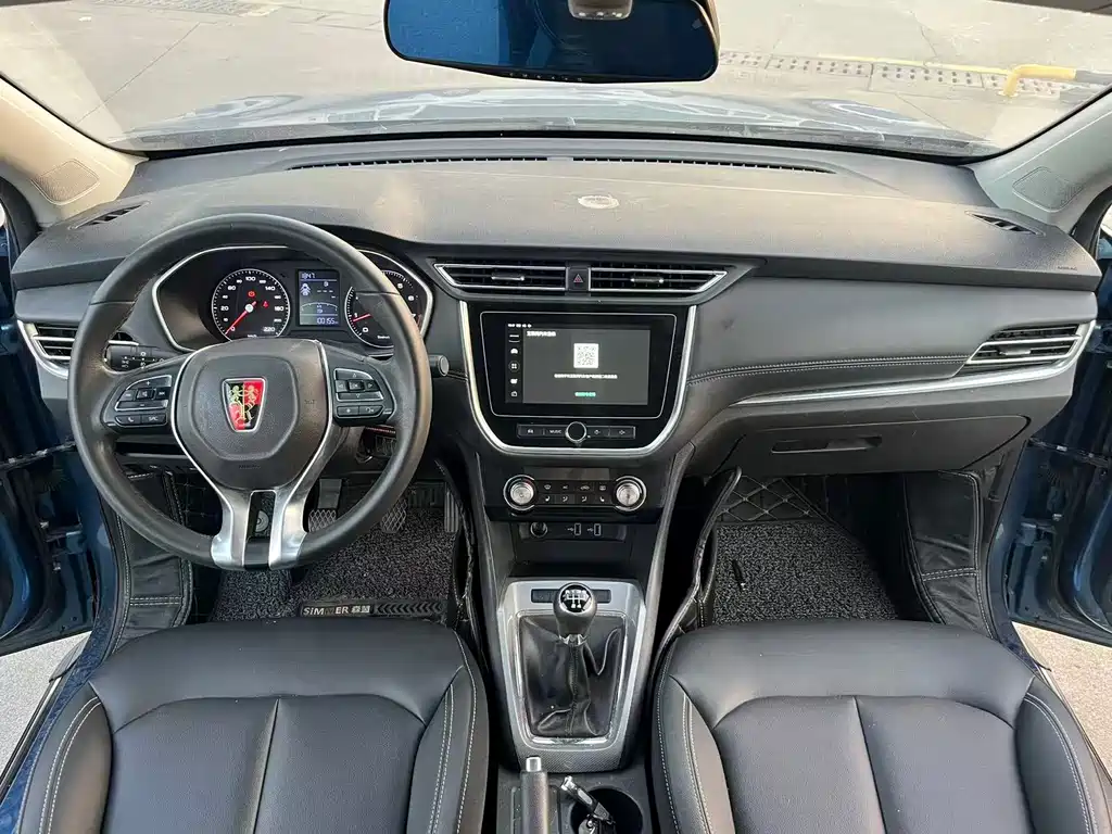 Roewe RX3 荣威RX3 2018款 1.6 L 手动互联网智享版