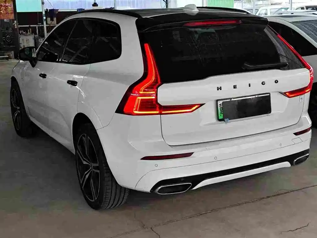 Volvo XC60 PHEV T8 E Drive Hybrid Smart Vision Sport