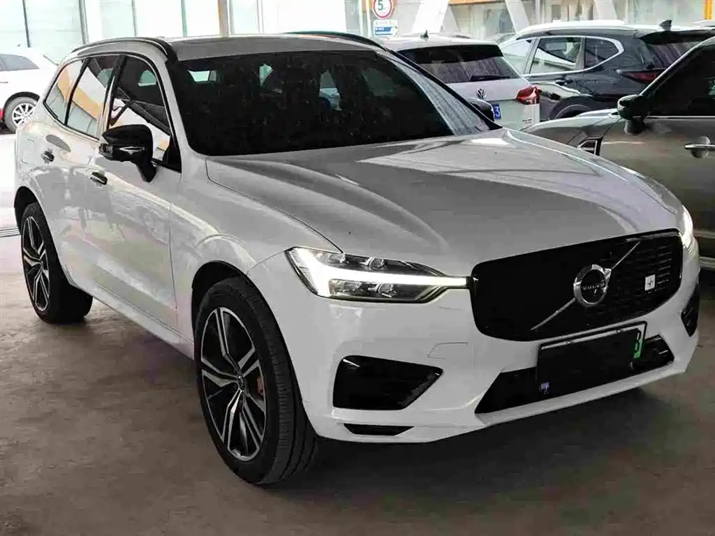 Volvo XC60 PHEV T8 E Drive Hybrid Smart Vision Sport