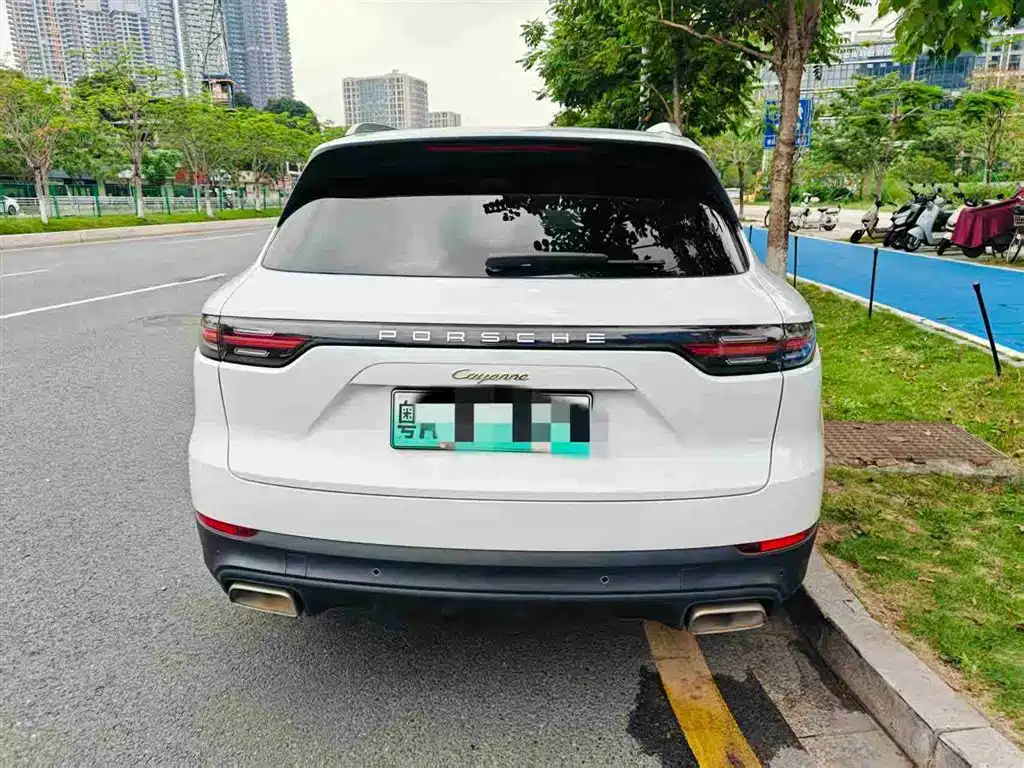 Cayenne NEV Cayenne E-Hybrid 2.0 T