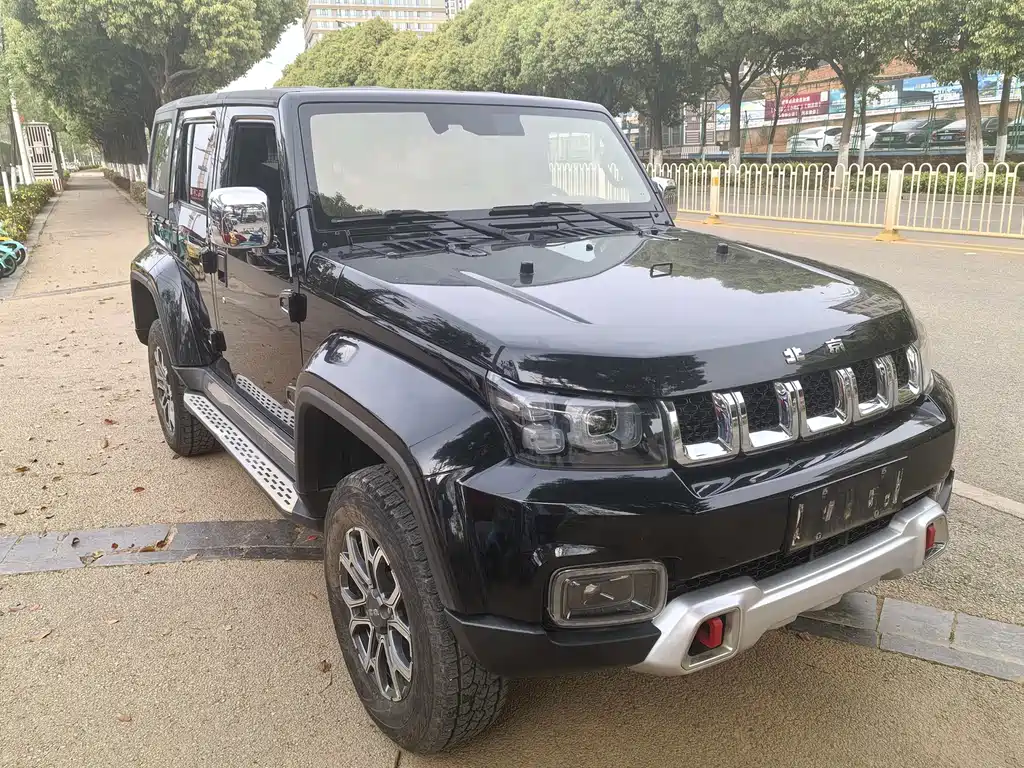 BAIC BJ40 北京越野BJ40 2020款 2.0 T 自动两驱城市猎人版侠客型
