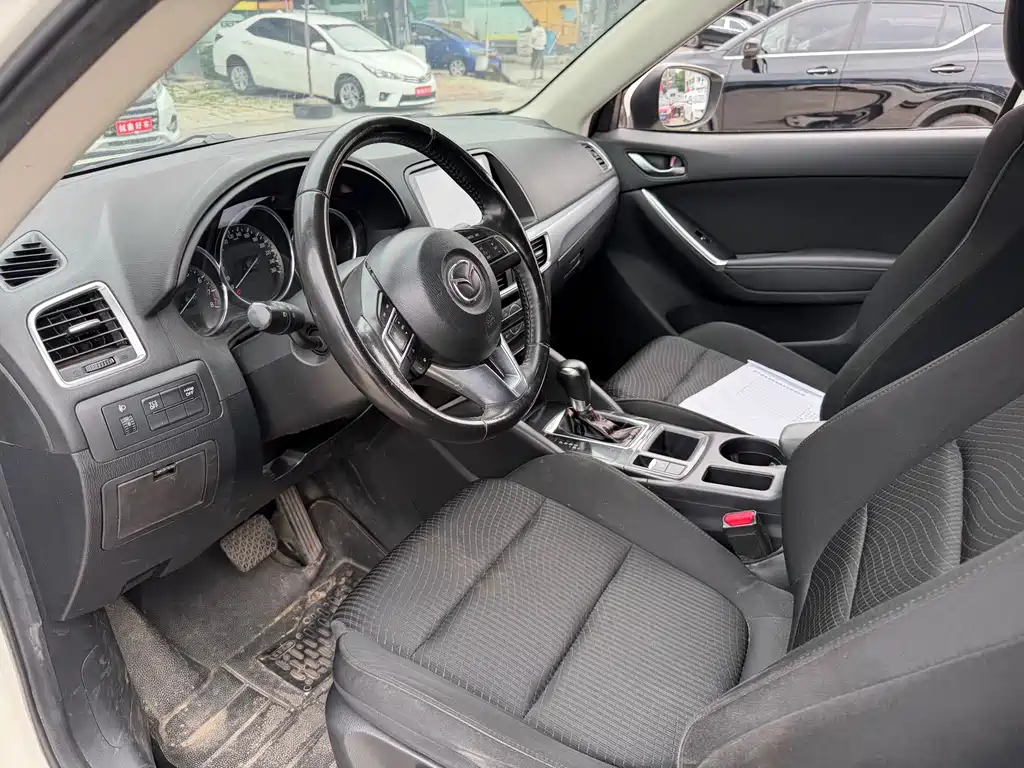 Mazda CX-5 2.0 L Auto 2 WD Urban