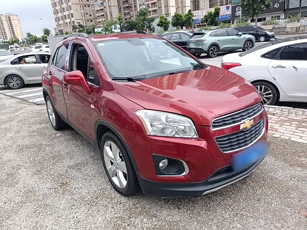 Tracker 1.4 T Auto 2 WD Luxury
