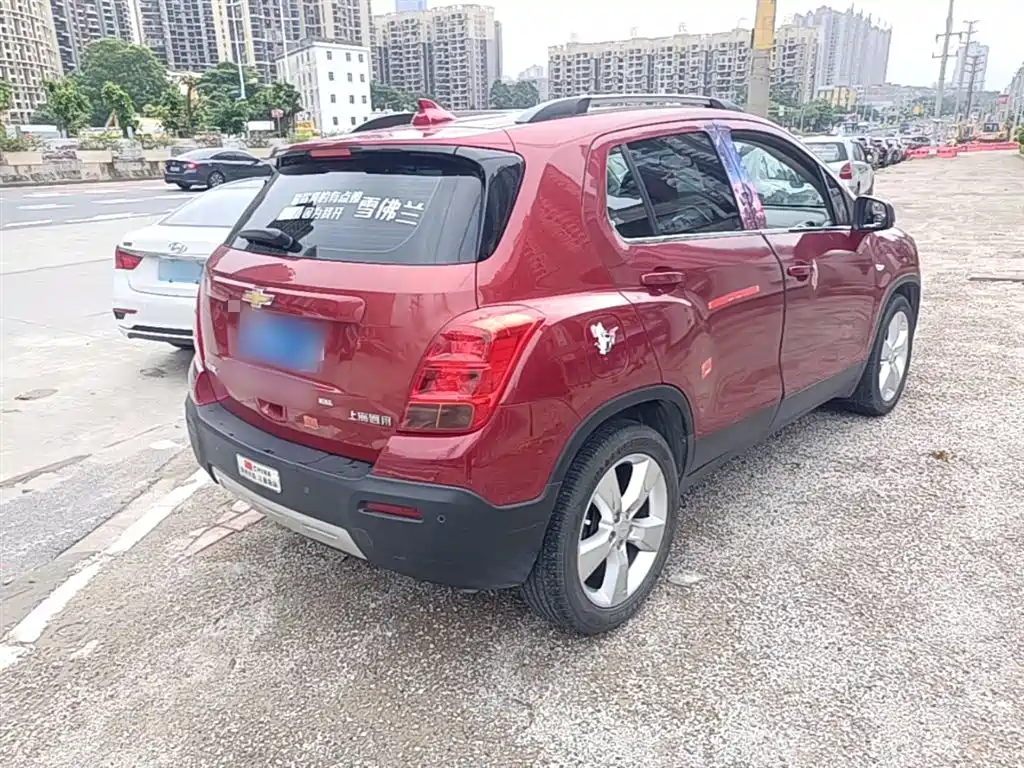 Tracker 1.4 T Auto 2 WD Luxury